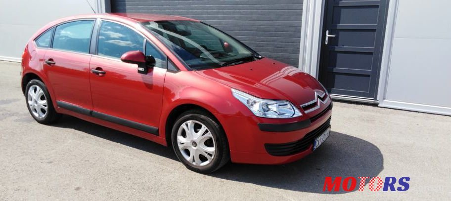2007' Citroen C4 1,6 Hdi 16V photo #1