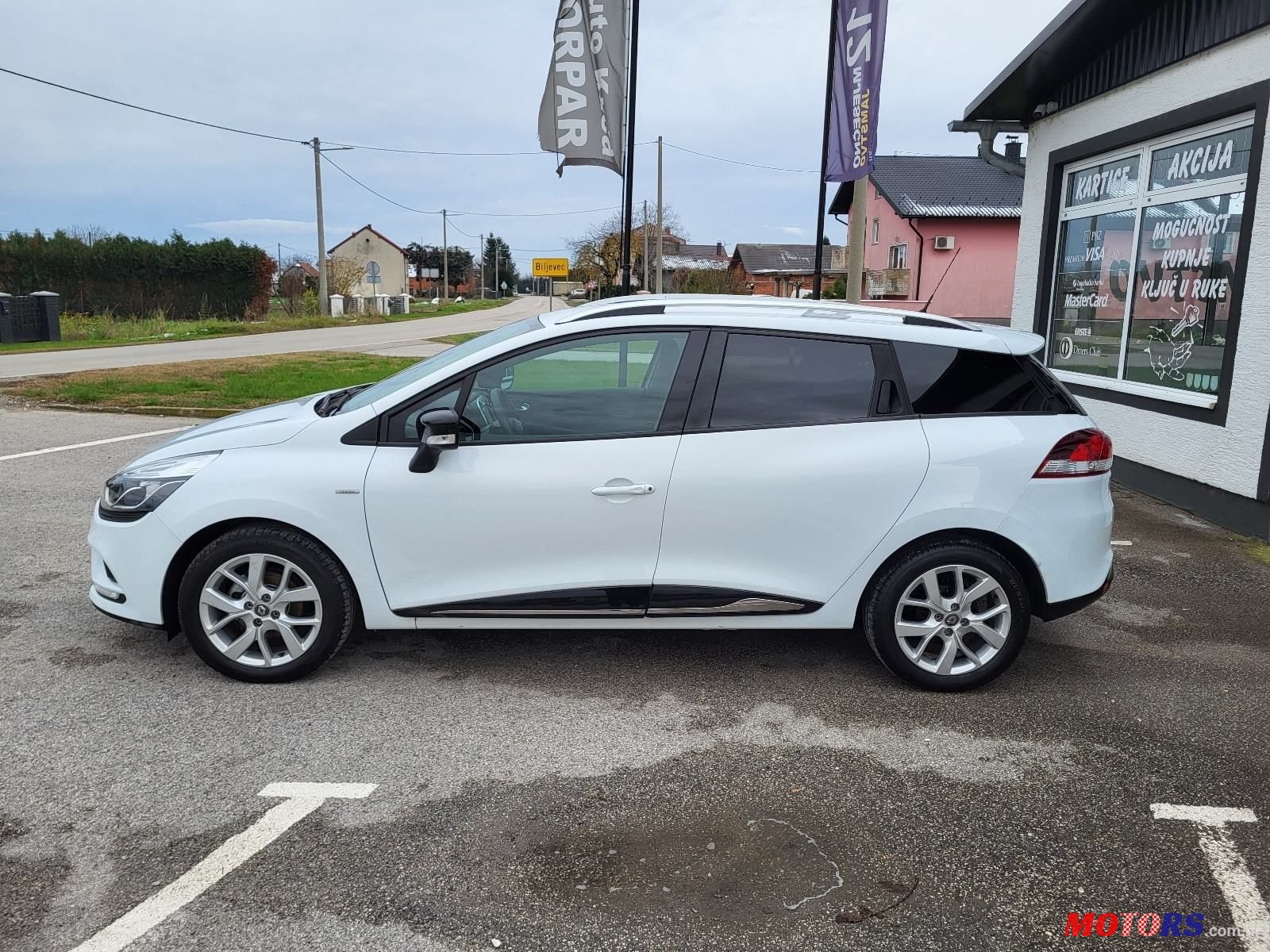 2018' Renault Clio Grandtour 1.5 Limited photo #4