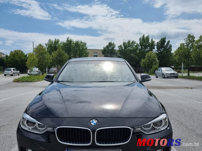 2013' BMW Serija 3 330D photo #2