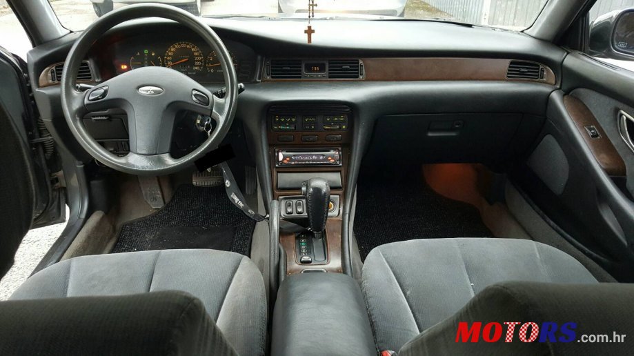 1992' Mitsubishi Sigma photo #3