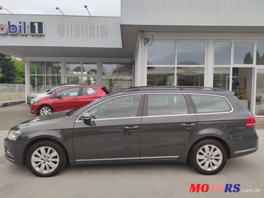 2012' Volkswagen Passat Variant photo #5