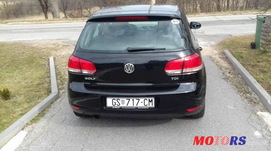 2010' Volkswagen Golf VI 1,6 Tdi photo #2