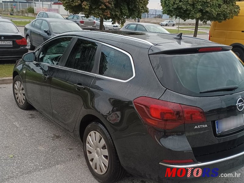 2015' Opel Astra Sports 1,6 Cdti photo #5