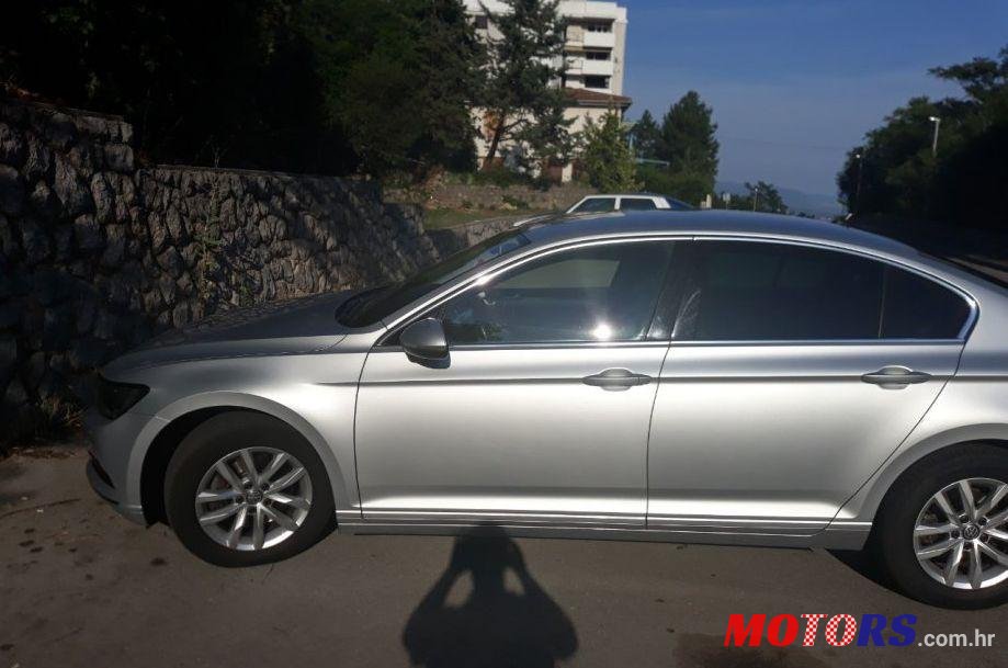 2015' Volkswagen Passat 2,0 Tdi Bmt photo #1