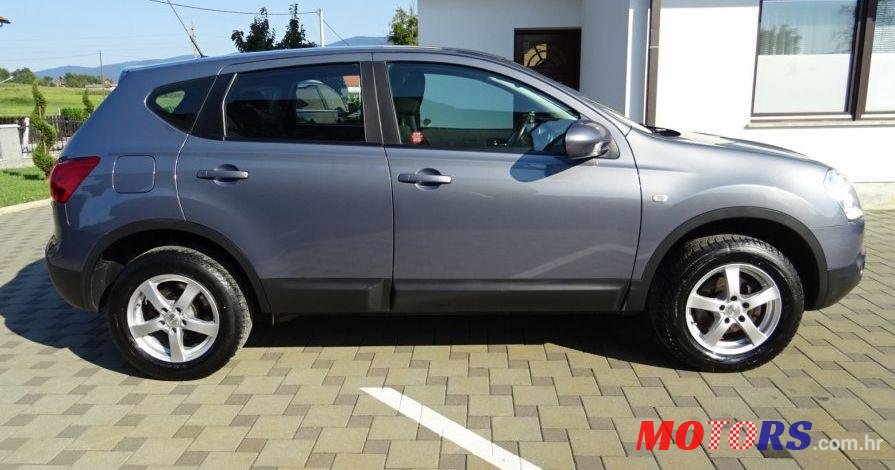 2010' Nissan Qashqai 1,5 Dci photo #1
