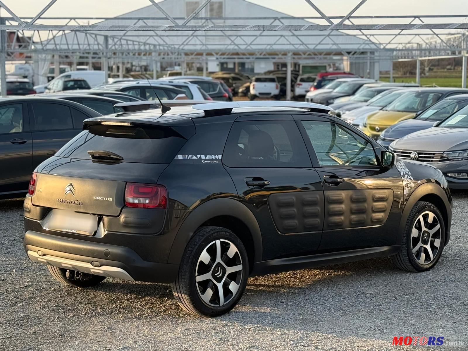 2017' Citroen C4 Cactus photo #6