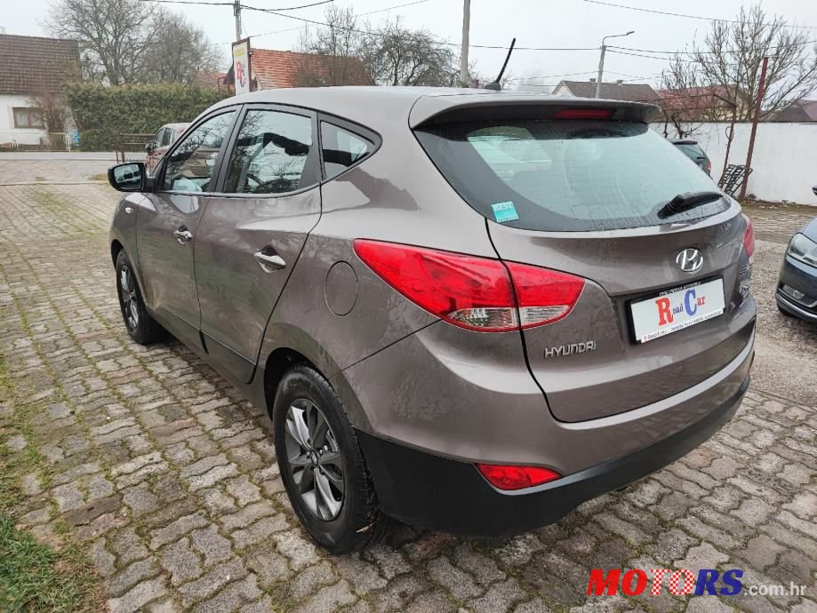 2015' Hyundai ix35 photo #6