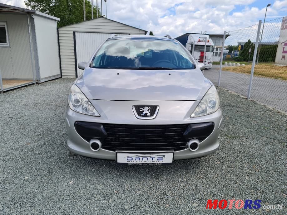 2007' Peugeot 307 Sw photo #2