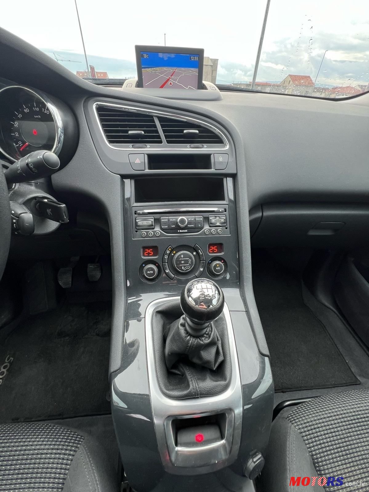 2016' Peugeot 5008 1,2 E-Thp Active photo #6