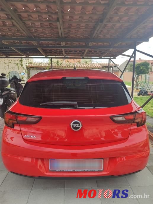 2019' Opel Astra 1,4 Turbo photo #4