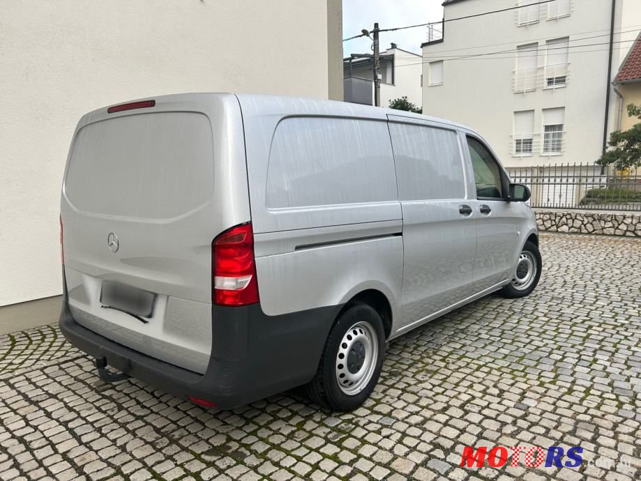 2020' Mercedes-Benz Vito photo #4