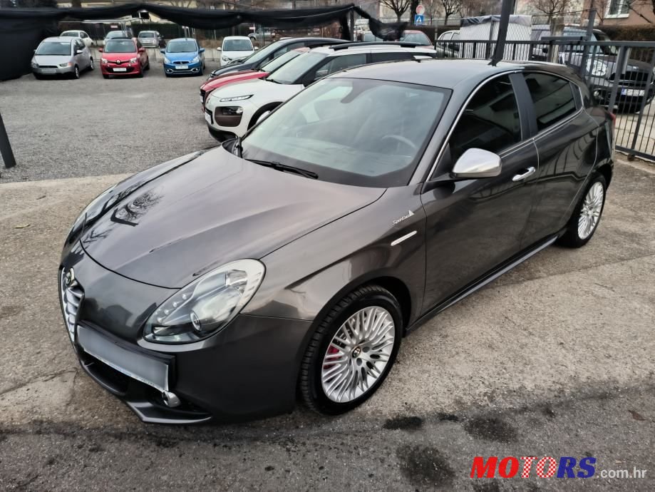 2014' Alfa Romeo Giulietta 1,6 photo #5