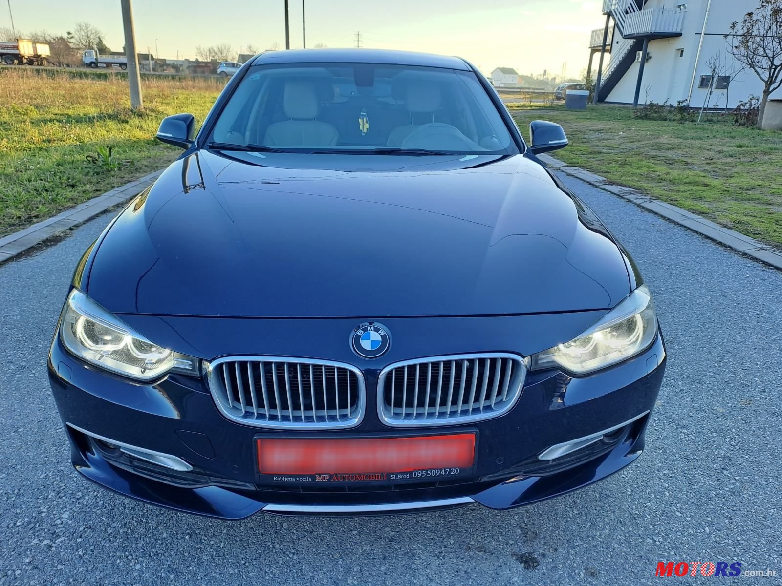 2014' BMW Serija 3 320D photo #4