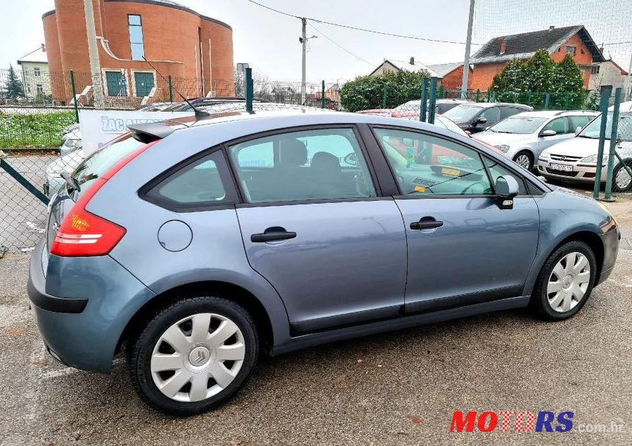 2007' Citroen C4 1,4 I 16V photo #1