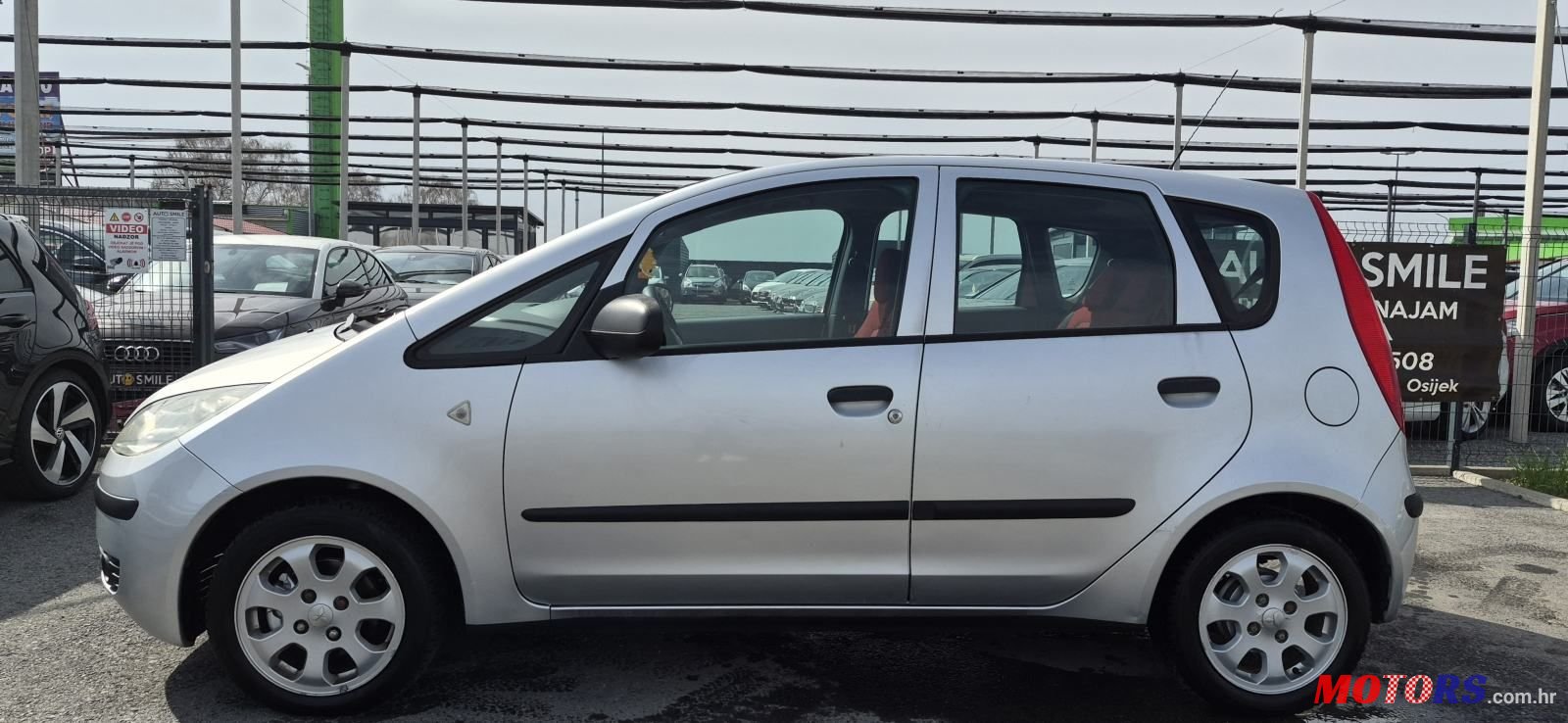 2004' Mitsubishi Colt 1,3 photo #2