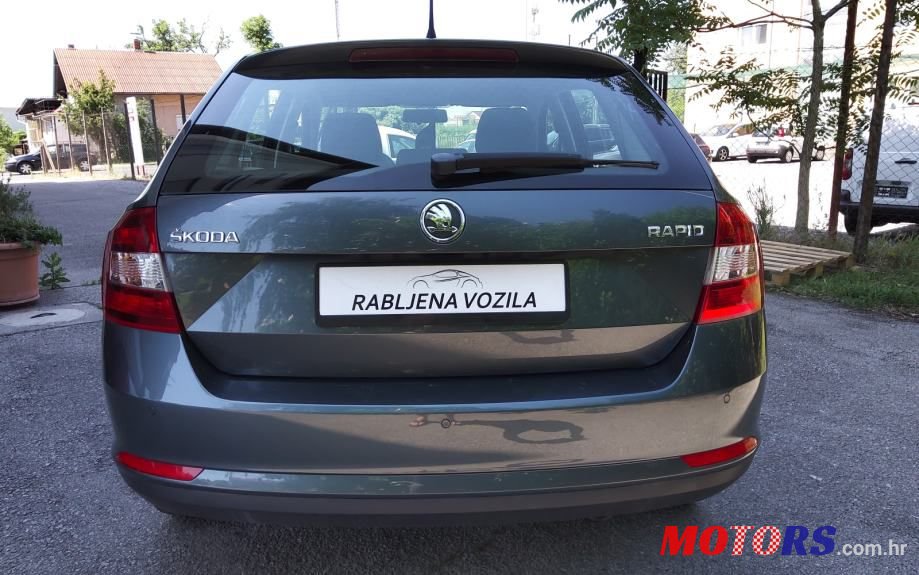 2014' Skoda Rapid 1,6 Tdi photo #6