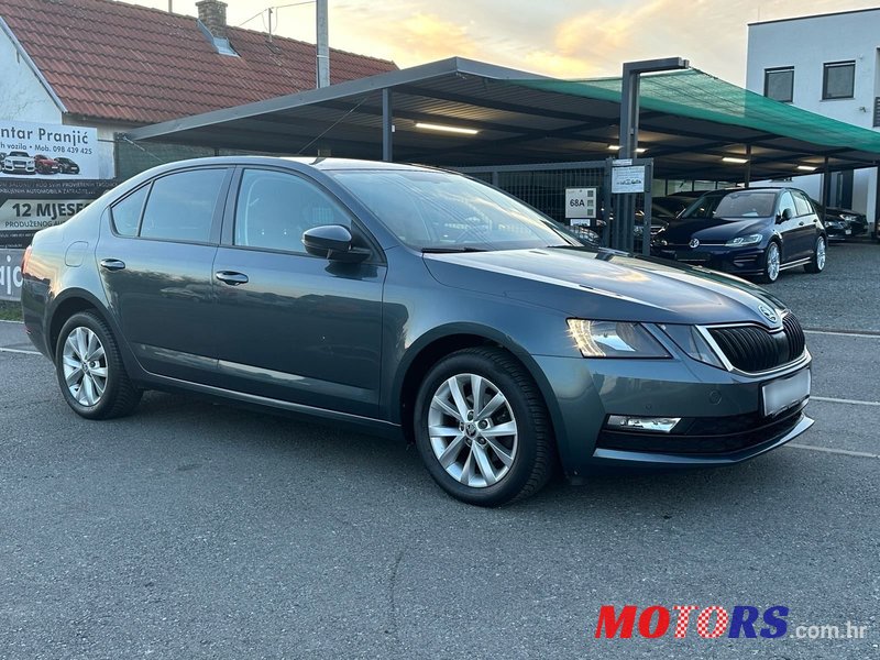 2019' Skoda Octavia 1,6 Tdi photo #2