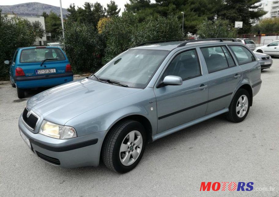 2003' Skoda Octavia Combi 1,9 Tdi photo #2