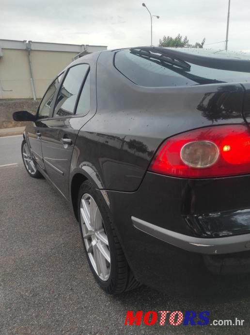 2006' Renault Laguna 1,9 Dci photo #2