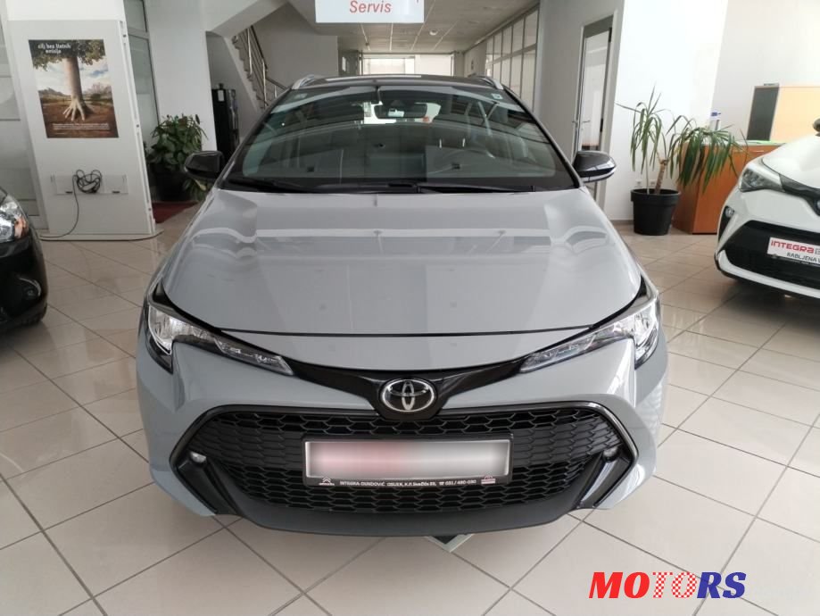 2022' Toyota Corolla 1,2 Turbo photo #2