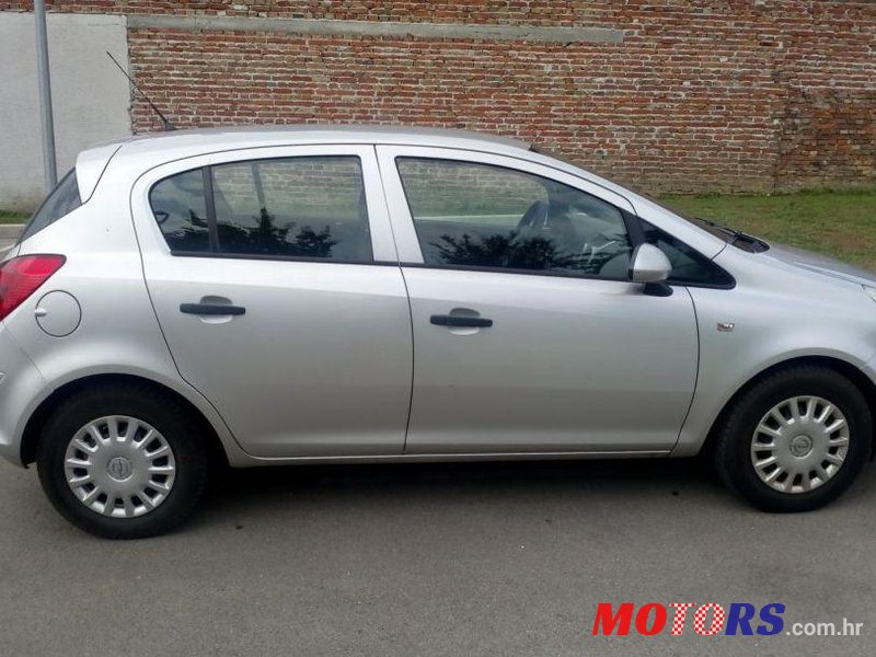 2011' Opel Corsa 1,3 Cdti photo #1