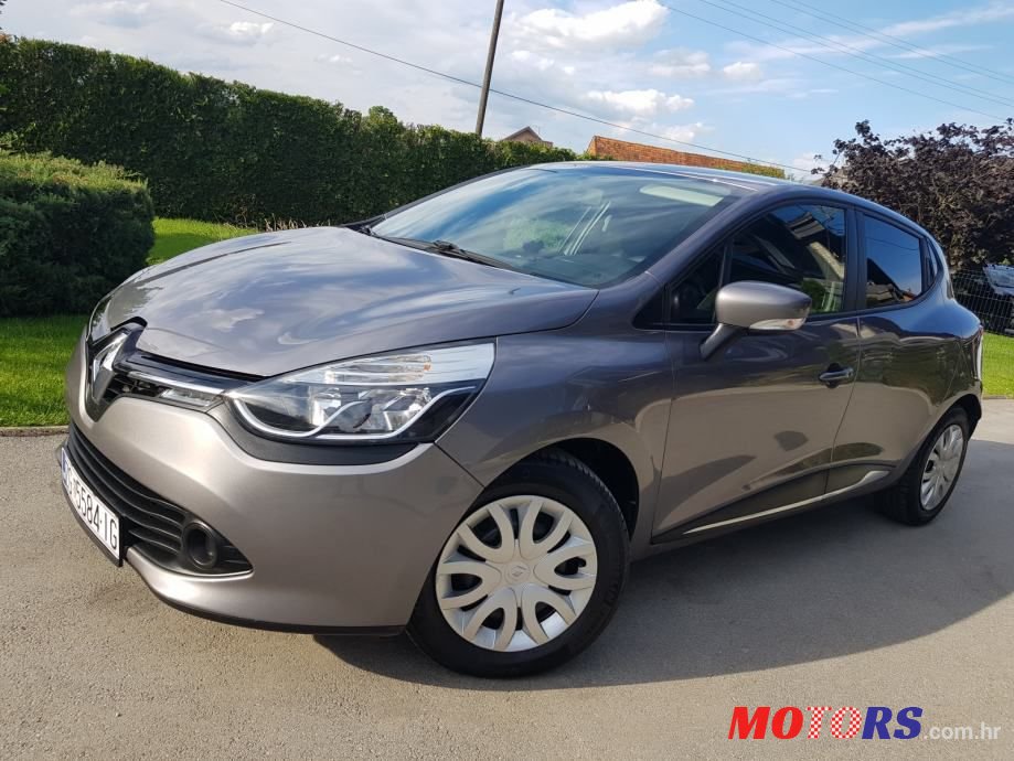 2014' Renault Clio photo #4