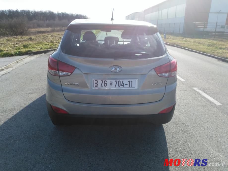 2010' Hyundai ix35 2,0 photo #4