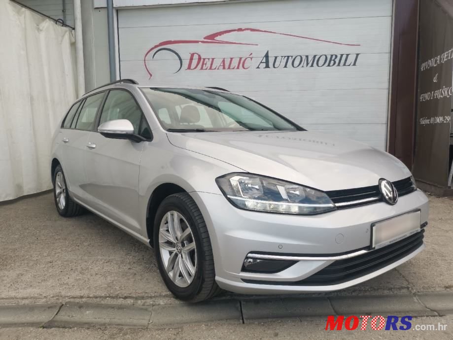 2019' Volkswagen Golf 7 Variant photo #2