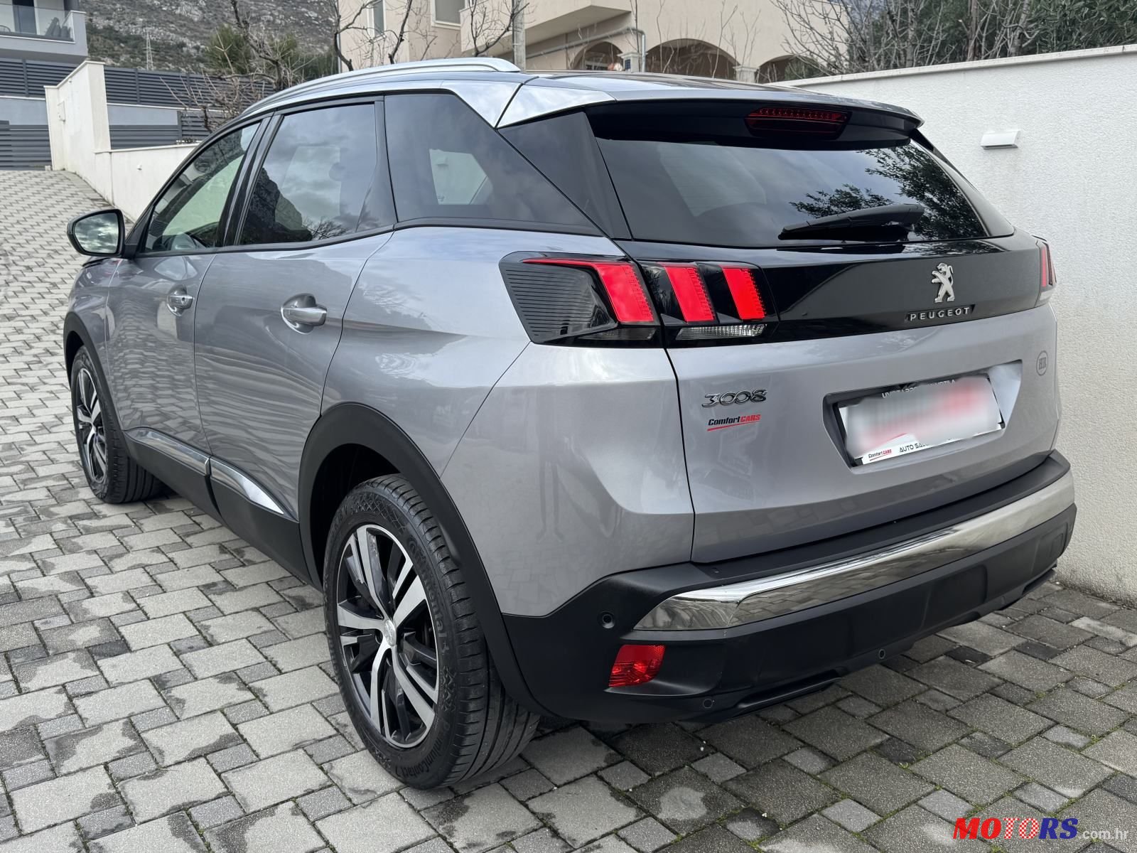2020' Peugeot 3008 1,5 Bluehdi photo #4