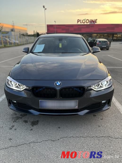 2012' BMW Serija 3 318D photo #1