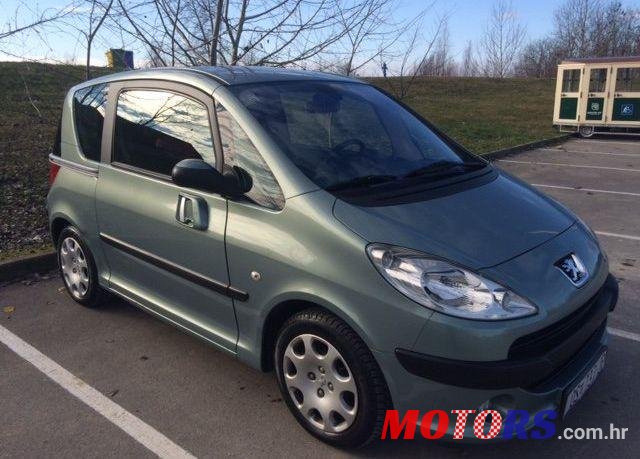2005' Peugeot 1007 1,4 photo #1
