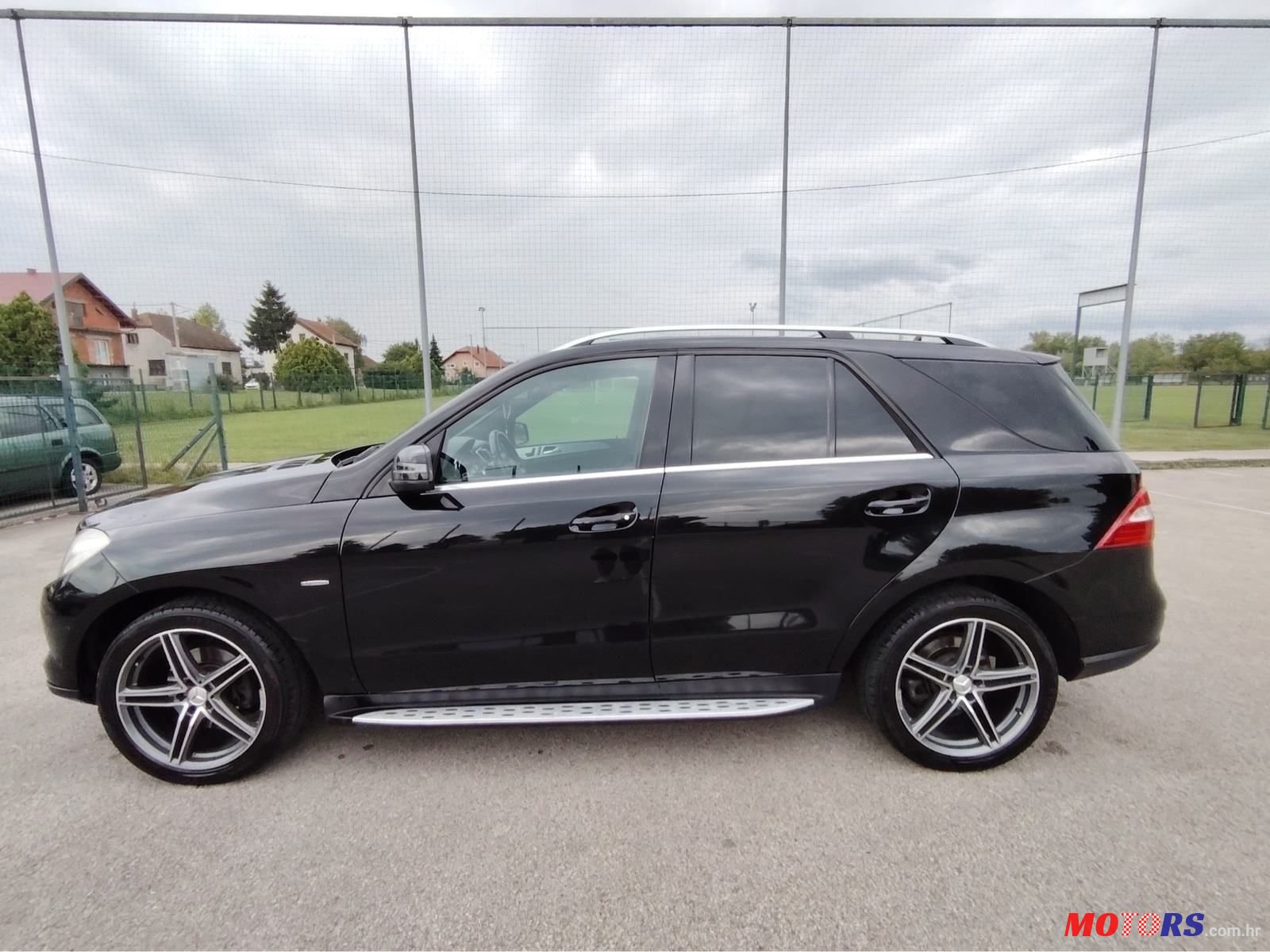 2011' Mercedes-Benz Ml 250 Bluetek photo #5