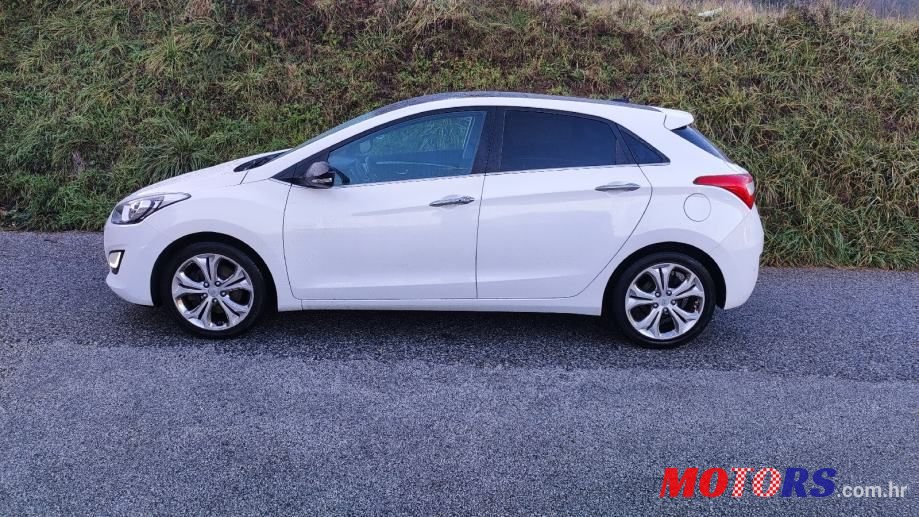 2014' Hyundai i30 1,6 Crdi photo #6