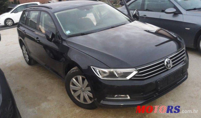 2015' Volkswagen Passat Variant photo #1