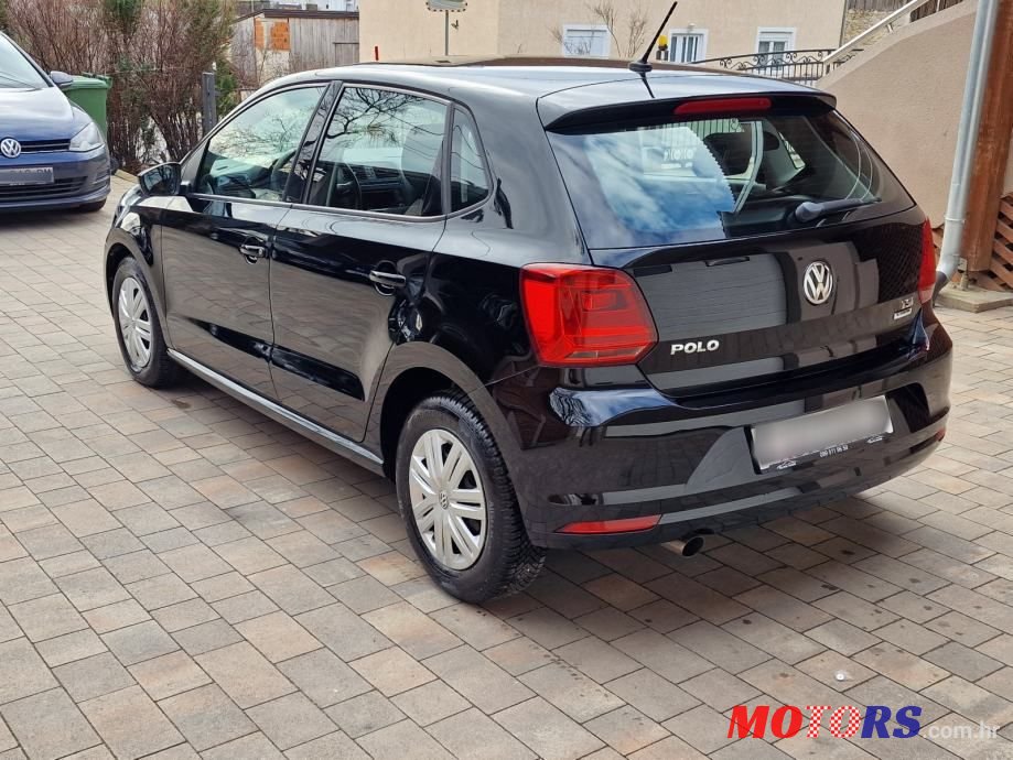2016' Volkswagen Polo photo #4