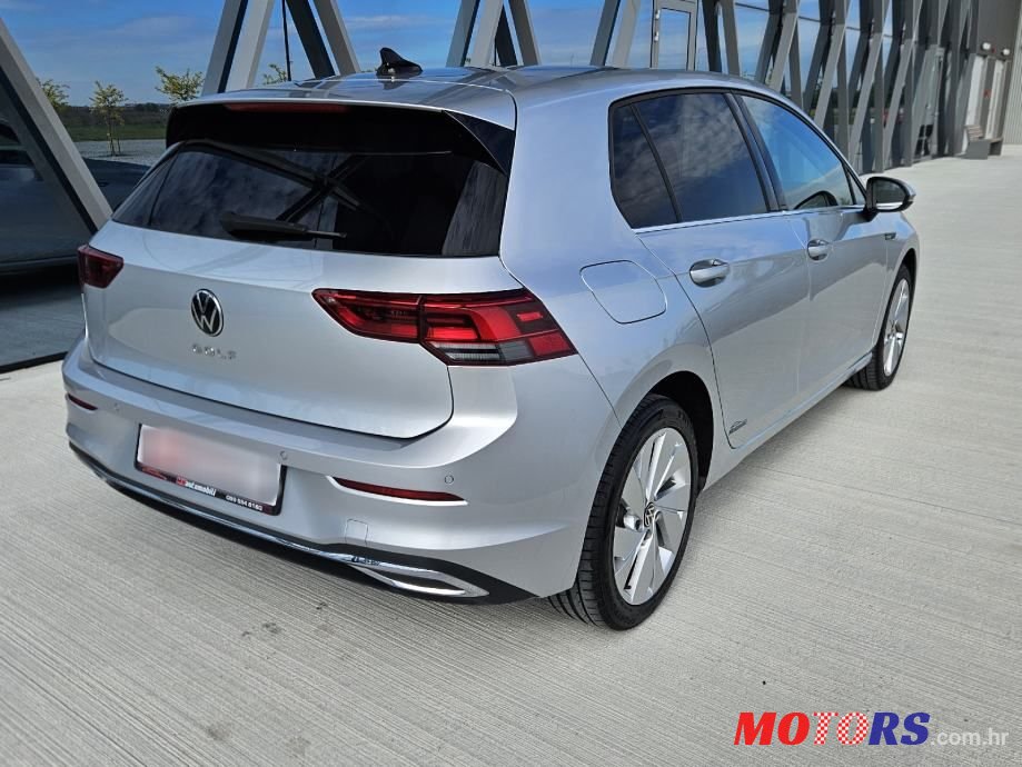 2020' Volkswagen Golf VIII 2,0 Tdi photo #6