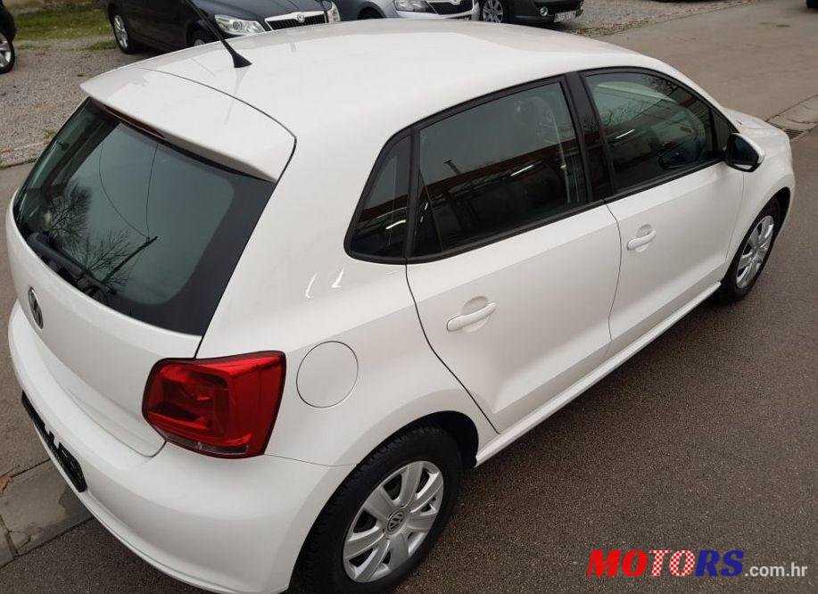 2014' Volkswagen Polo 1,6 Tdi photo #2