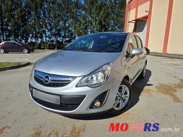 2012' Opel Corsa photo #1
