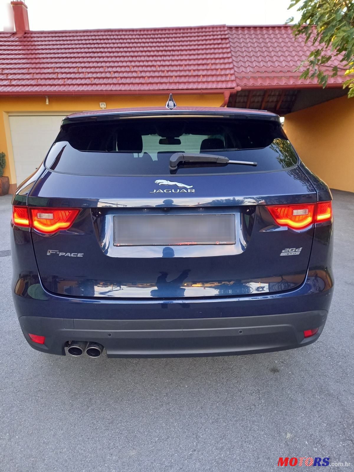 2016' Jaguar F-Pace 2.0 D photo #4