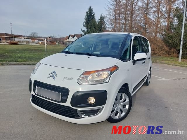 2012' Citroen C3 Picasso photo #3