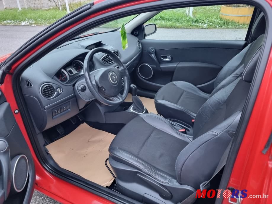 2007' Renault Clio 1,2 photo #4