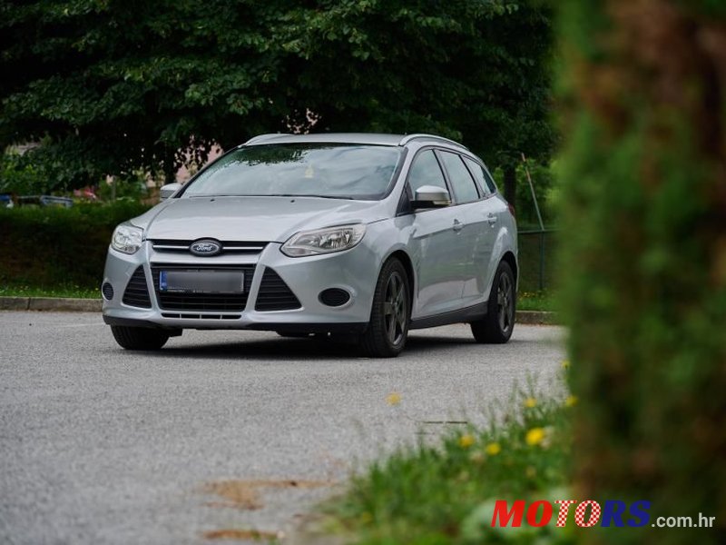 2013' Ford Focus Karavan photo #4