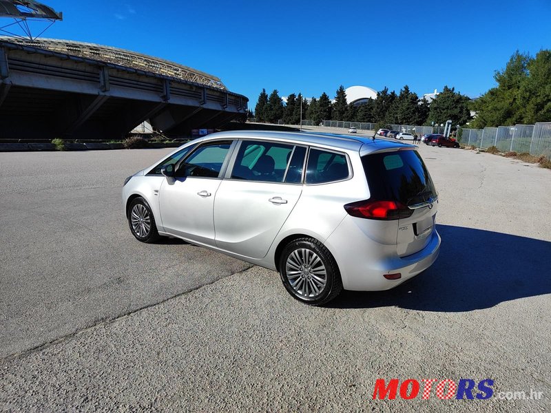 2013' Opel Zafira 2,0 photo #3