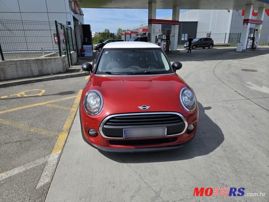 2015' MINI One D photo #5