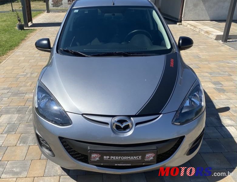 2014' Mazda 2 photo #6