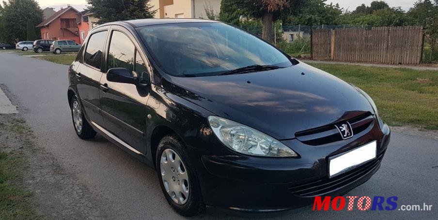 2003' Peugeot 307 2.0 Hdi Xr photo #1