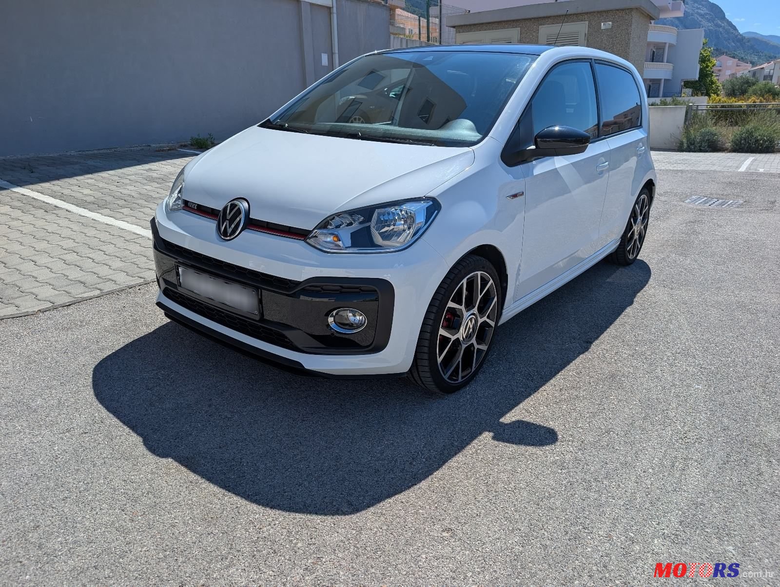 2021' Volkswagen Up! Gti photo #1