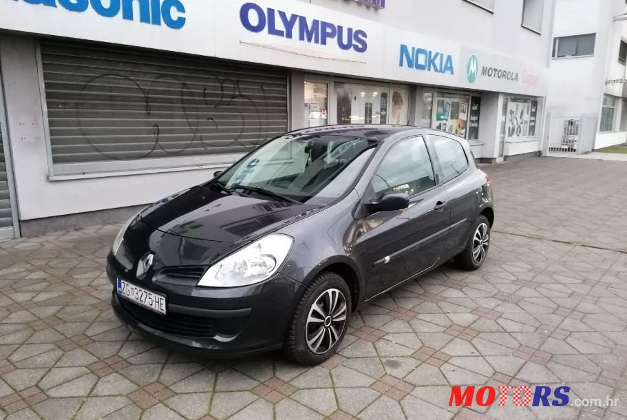 2006' Renault Clio 1,4 16V photo #1