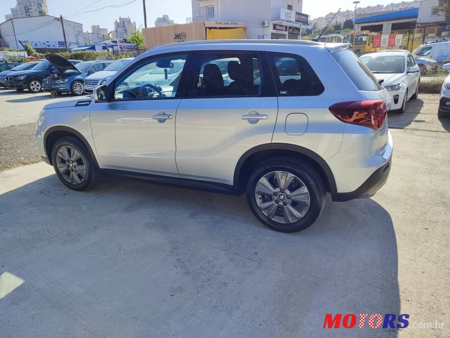 2019' Suzuki Vitara 1,0 photo #4