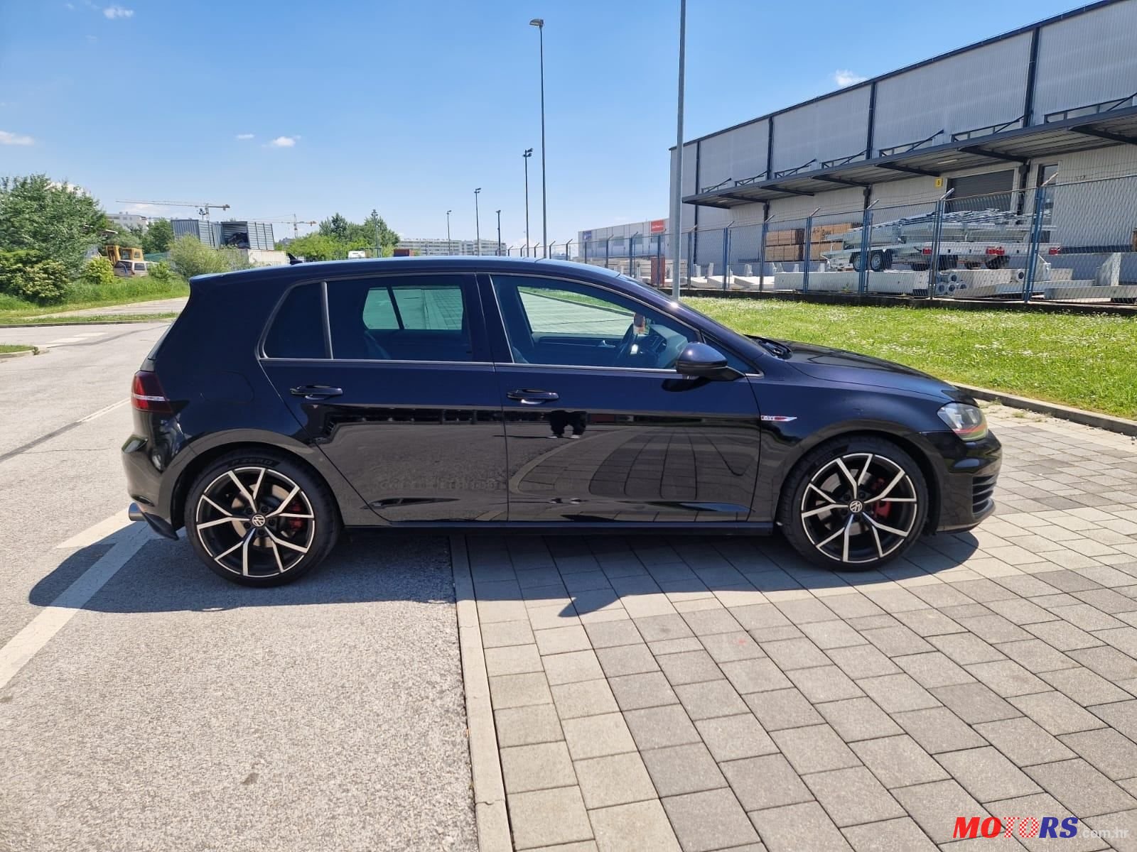 2015' Volkswagen Golf VII 2.0 Gti photo #5